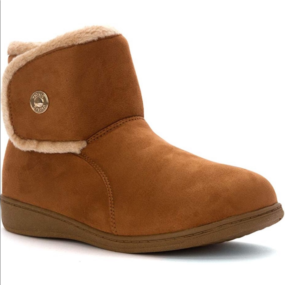 Vionic Vanah Boots